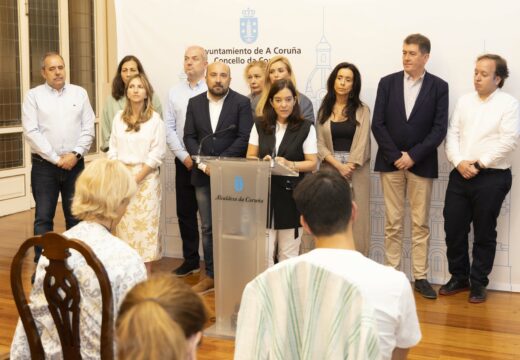 Inés Rey presenta o novo Goberno municipal que afrontará a segunda gran modernización da Coruña